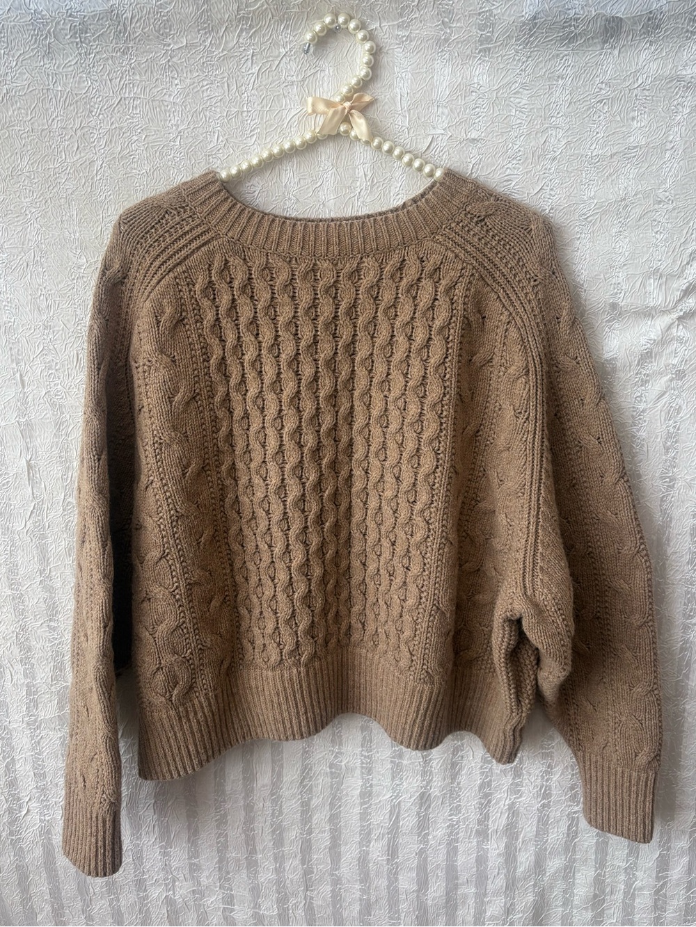 Universal Thread Cable Knit Crewneck Sweater in Taupe Brown